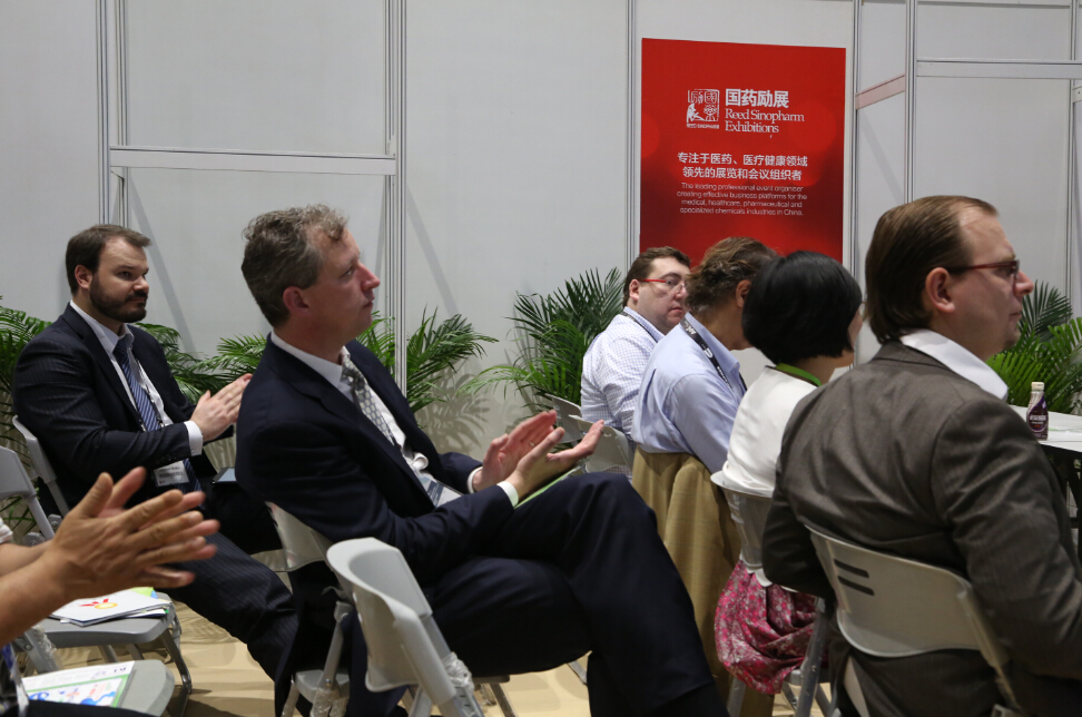 ȫѶ600cc��ײ�(�й�)���޹�˾����