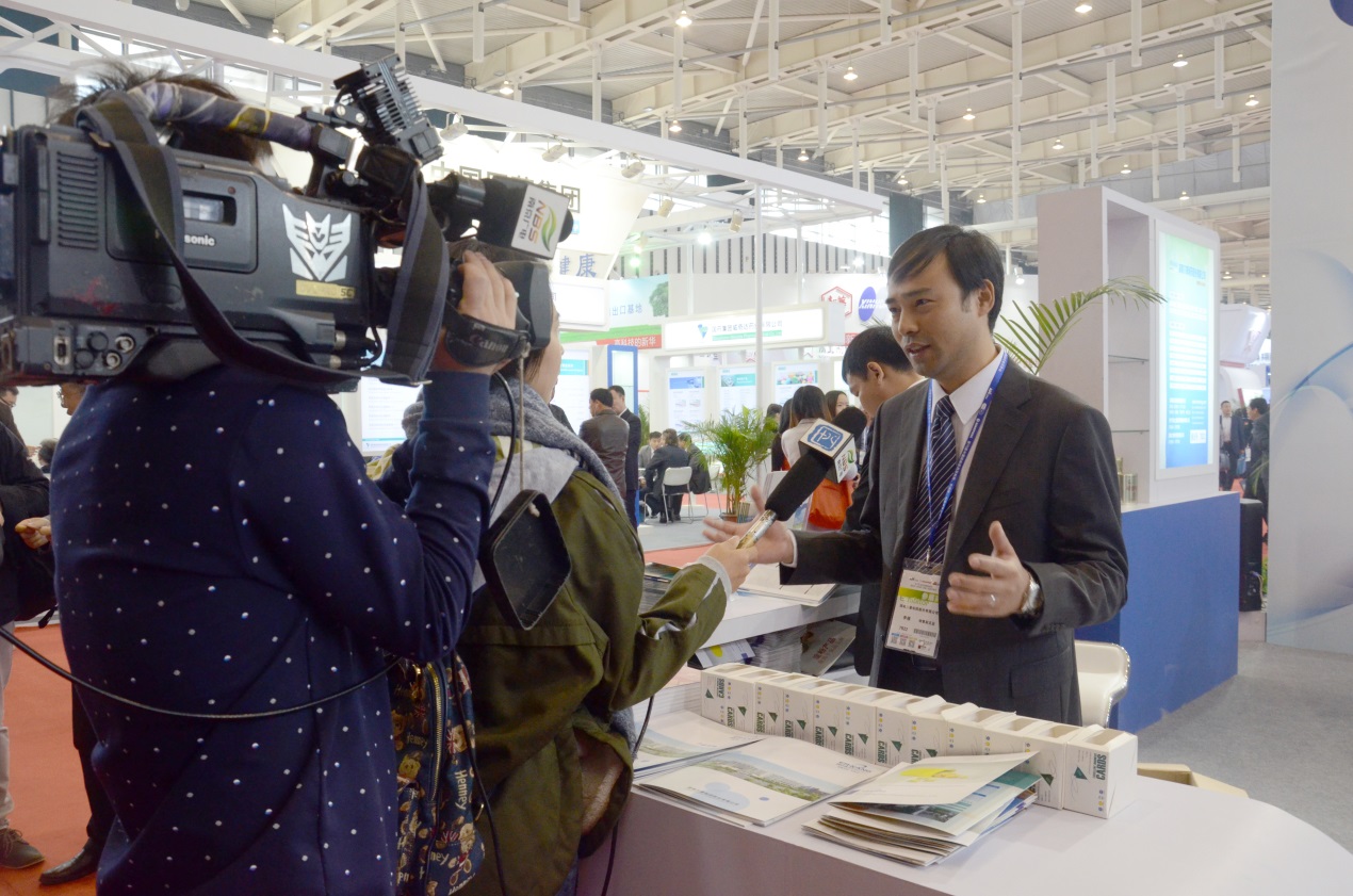 ȫѶ600cc��ײ�(�й�)���޹�˾����