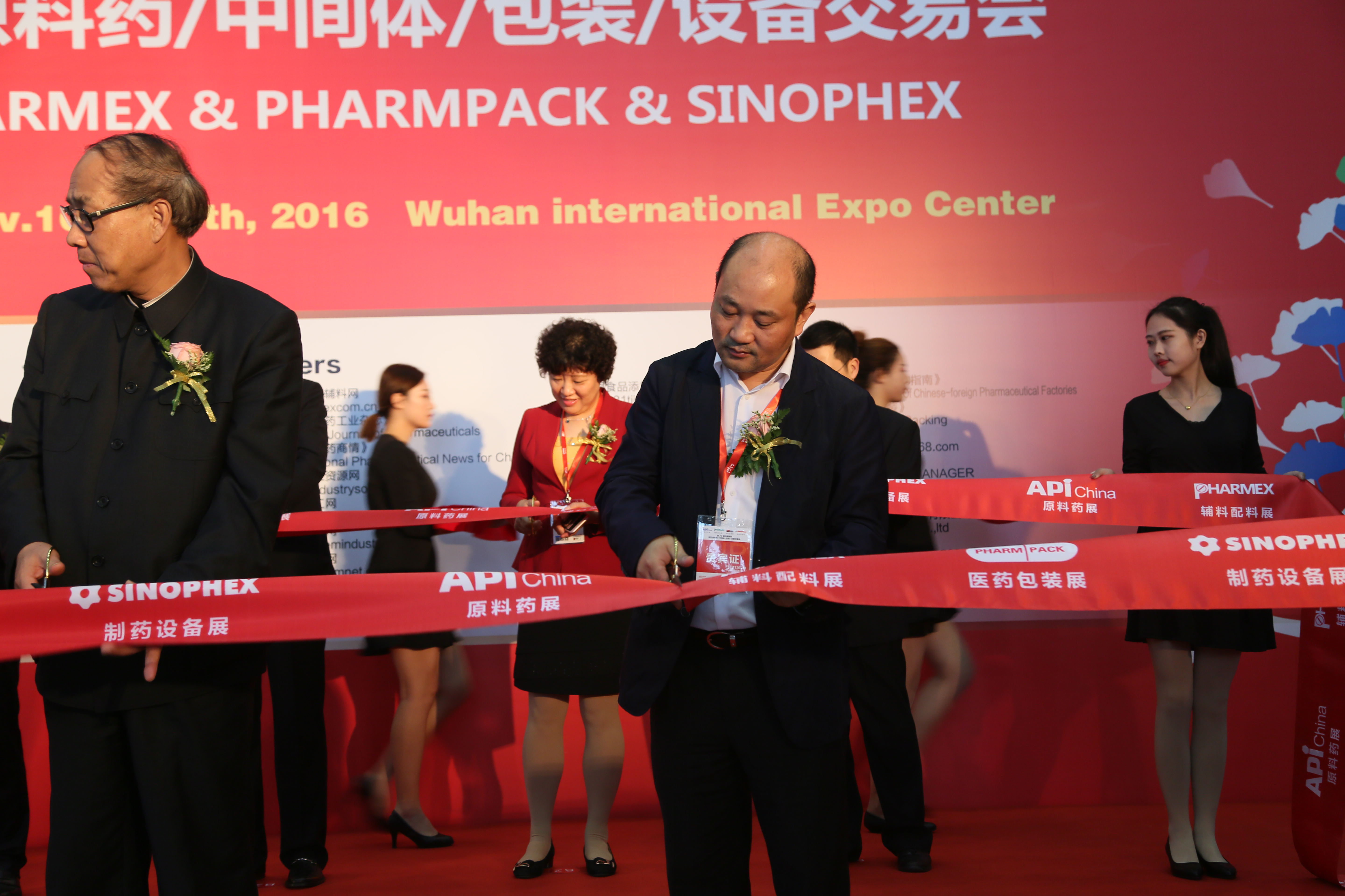 ȫѶ600cc��ײ�(�й�)���޹�˾����