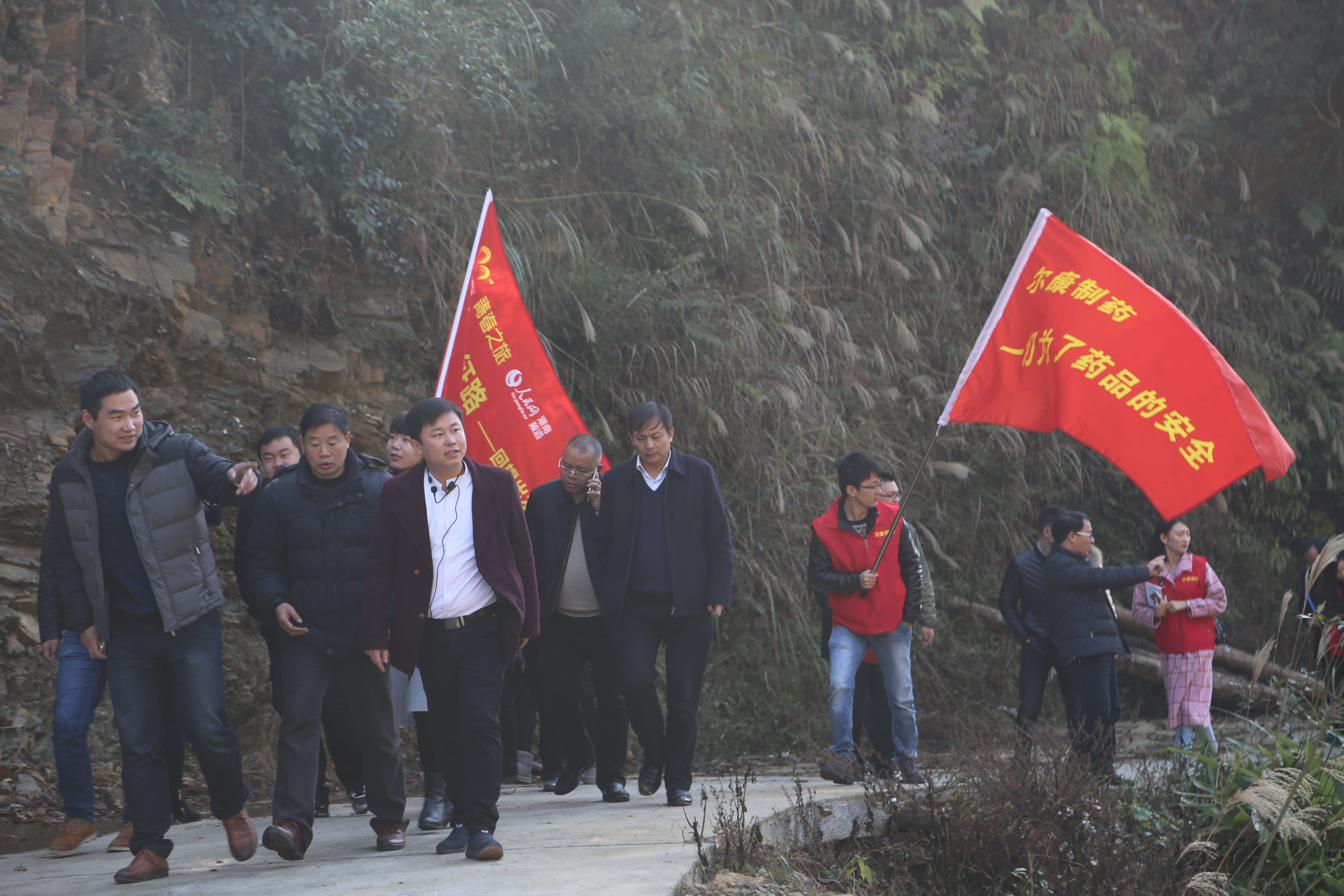 ȫѶ600cc��ײ�(�й�)���޹�˾����