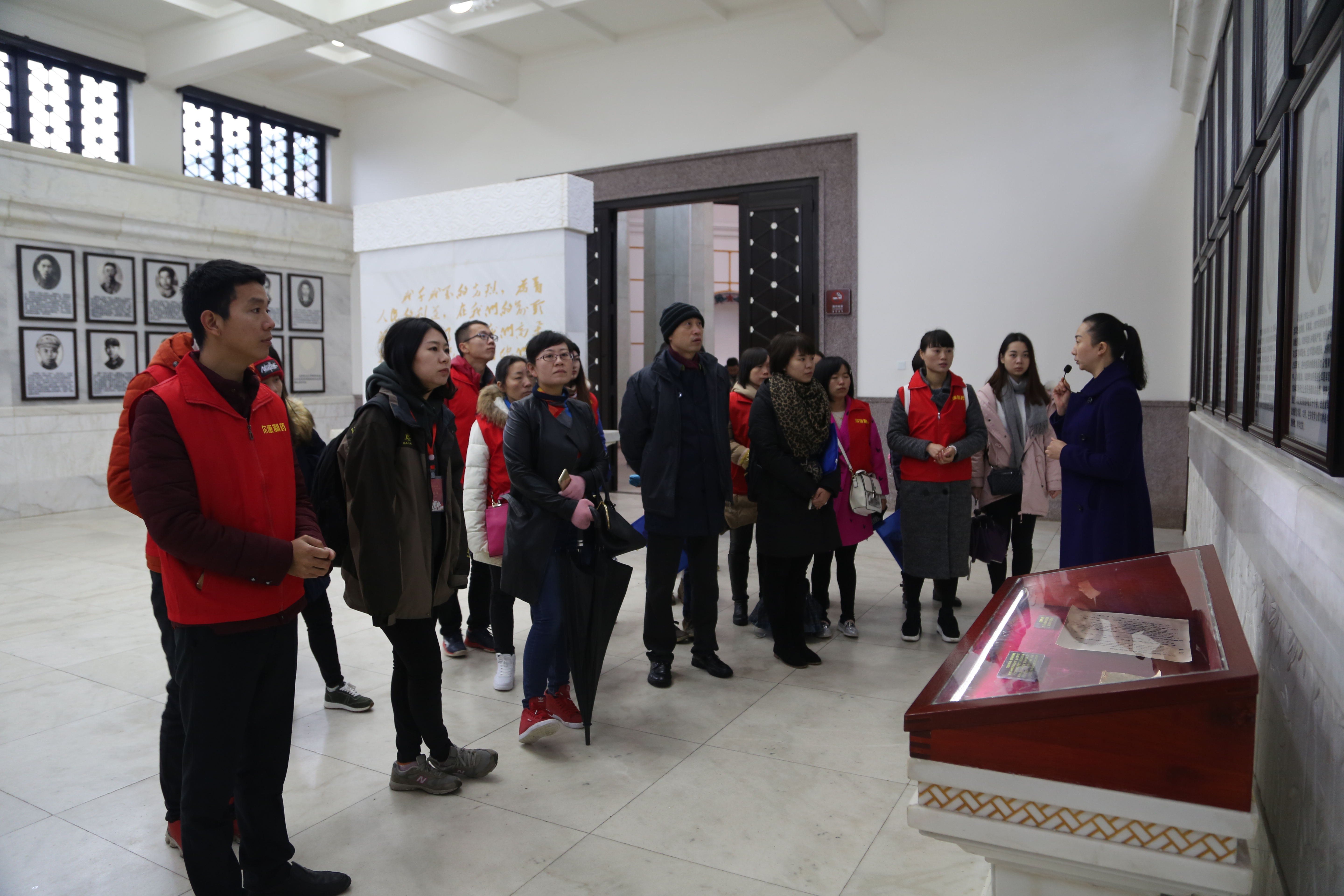 ȫѶ600cc��ײ�(�й�)���޹�˾����