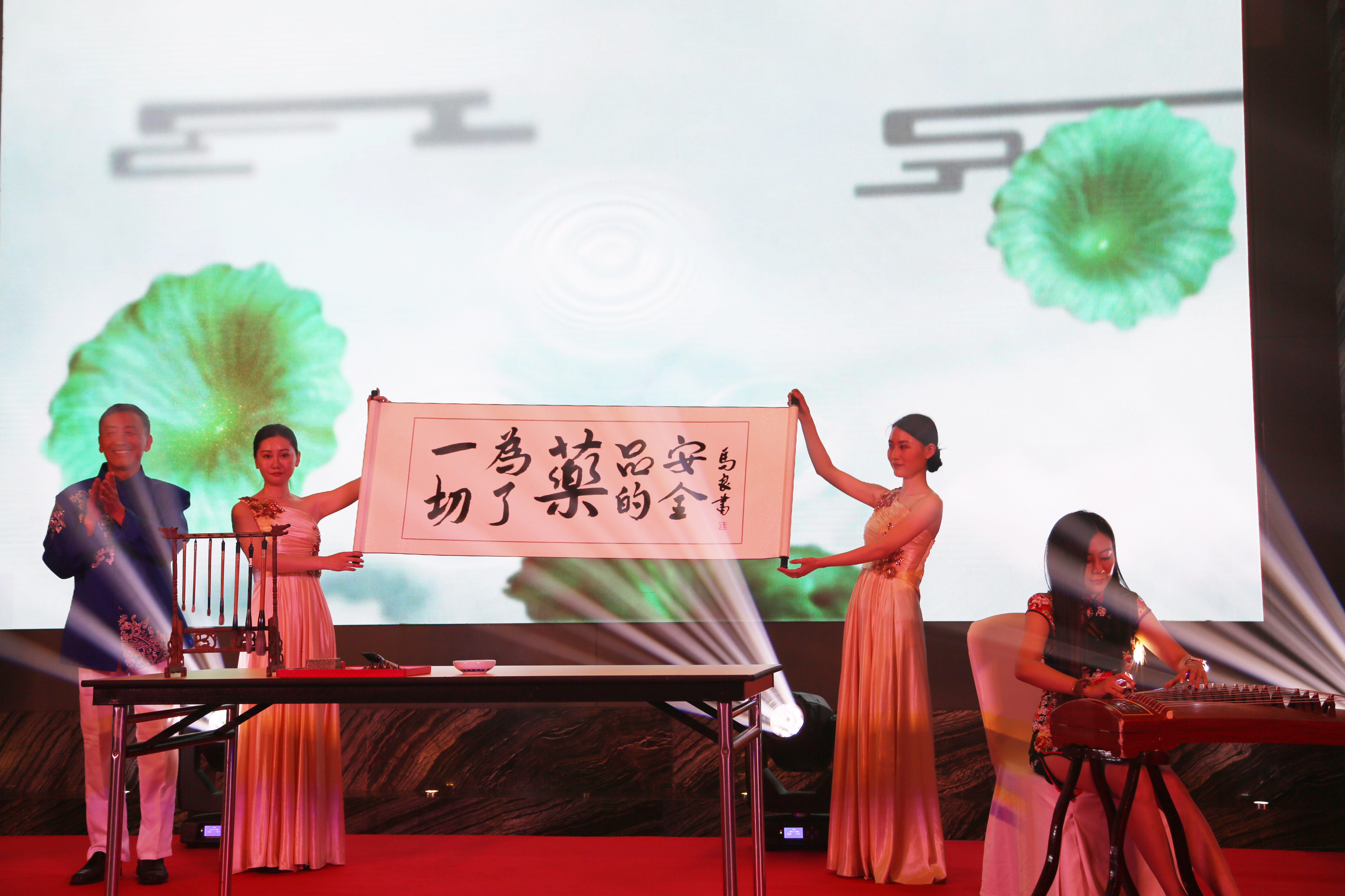 ȫѶ600cc��ײ�(�й�)���޹�˾����