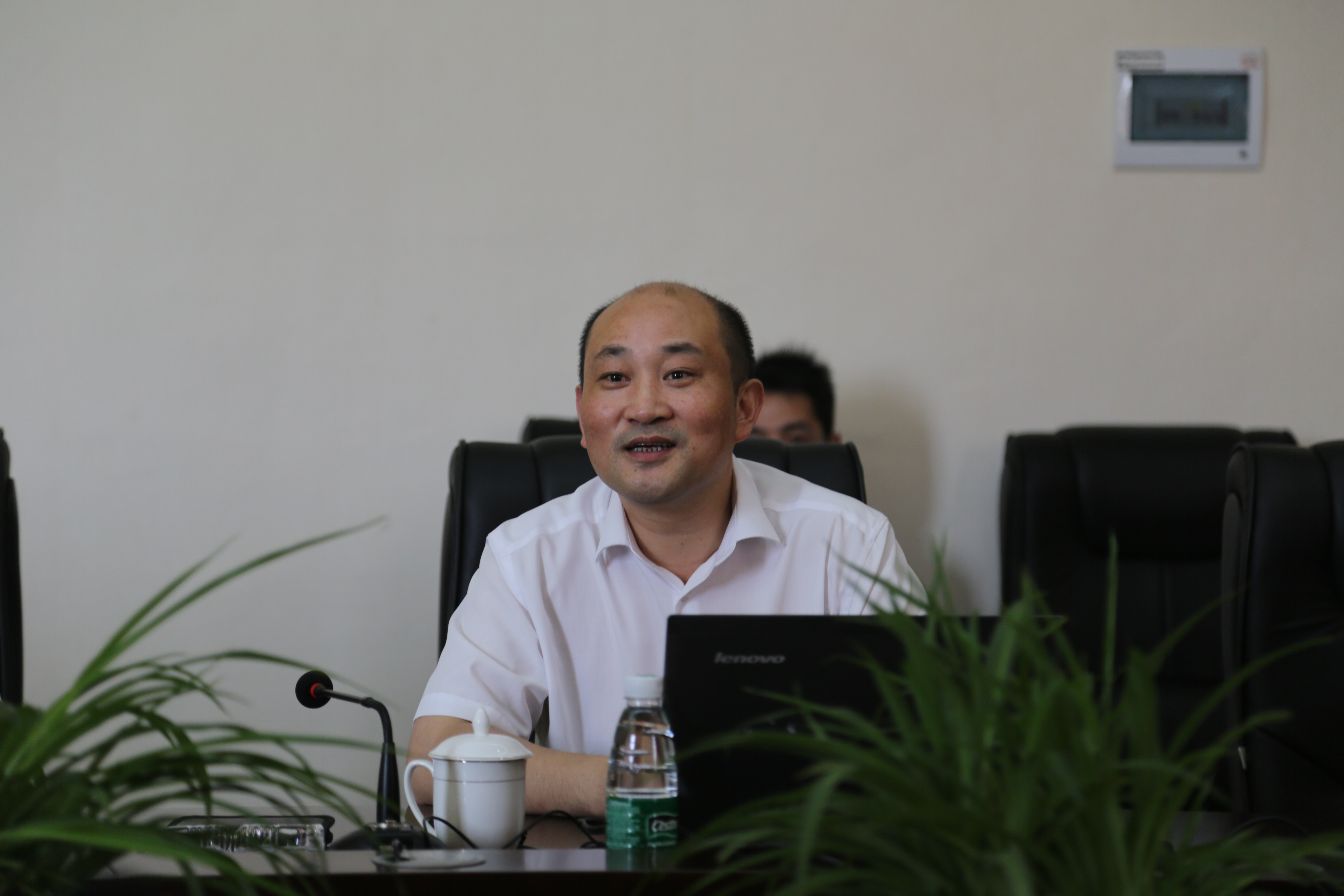 ȫѶ600cc��ײ�(�й�)���޹�˾����