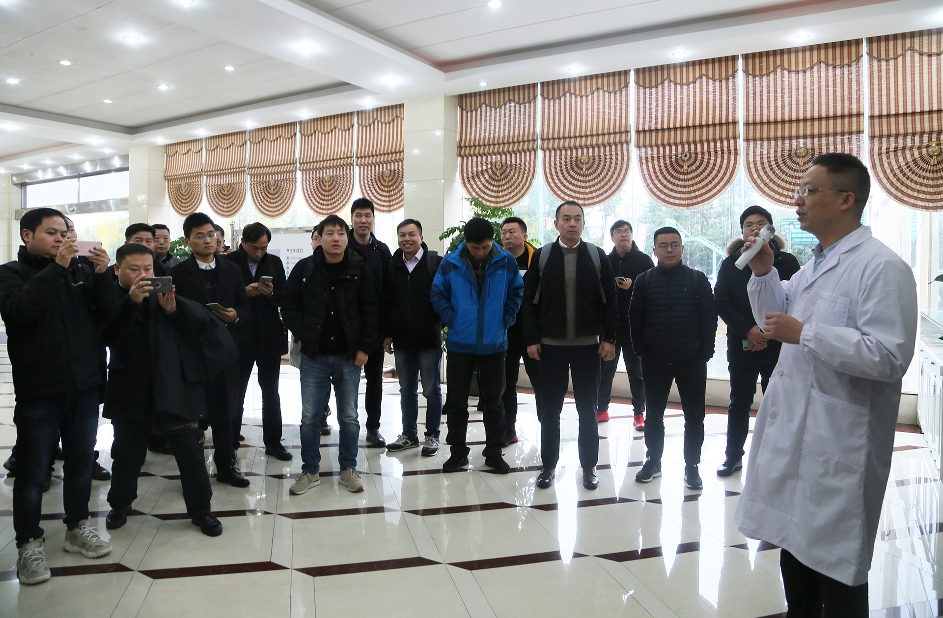 ȫѶ600cc��ײ�(�й�)���޹�˾����