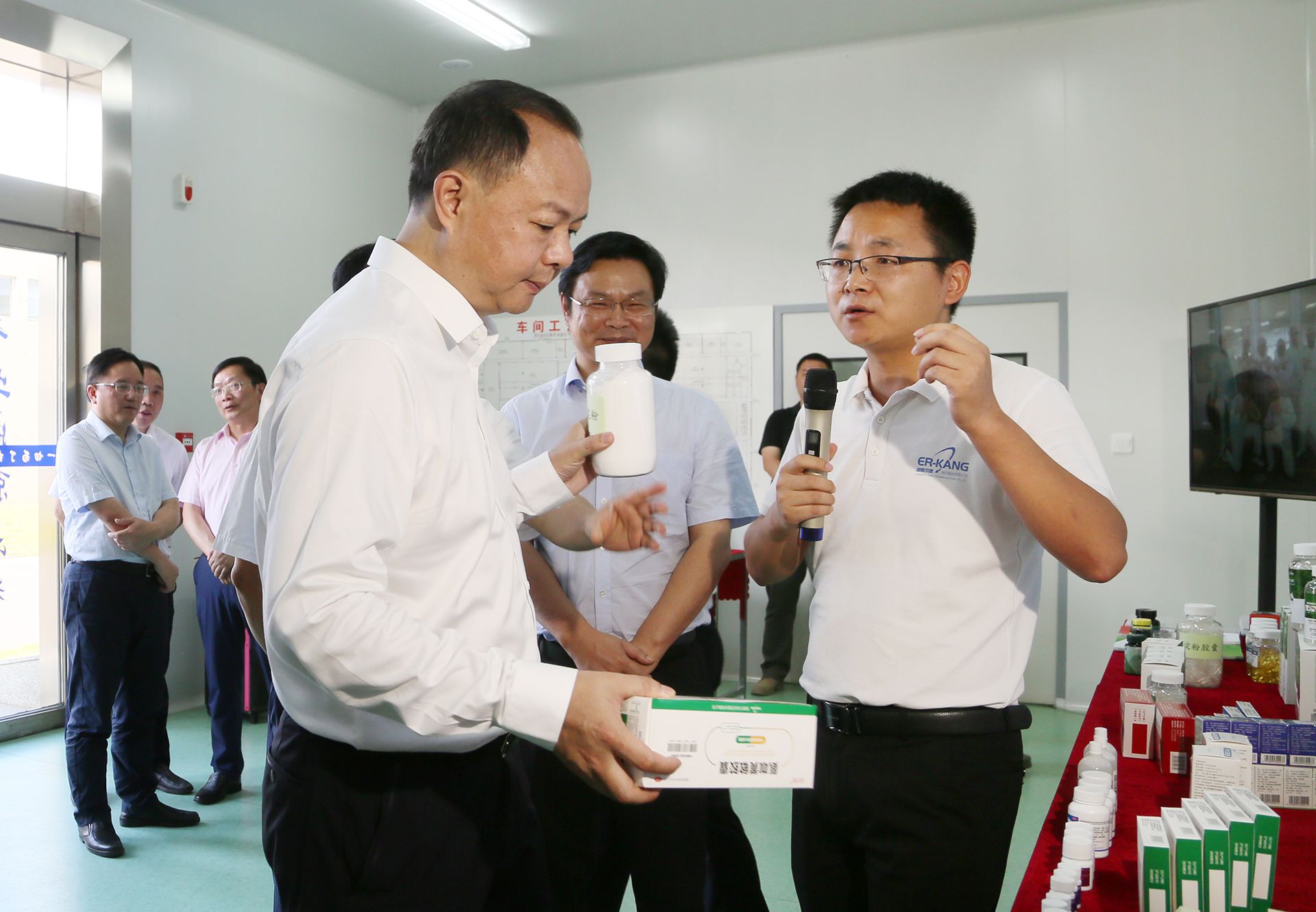 ȫѶ600cc��ײ�(�й�)���޹�˾����