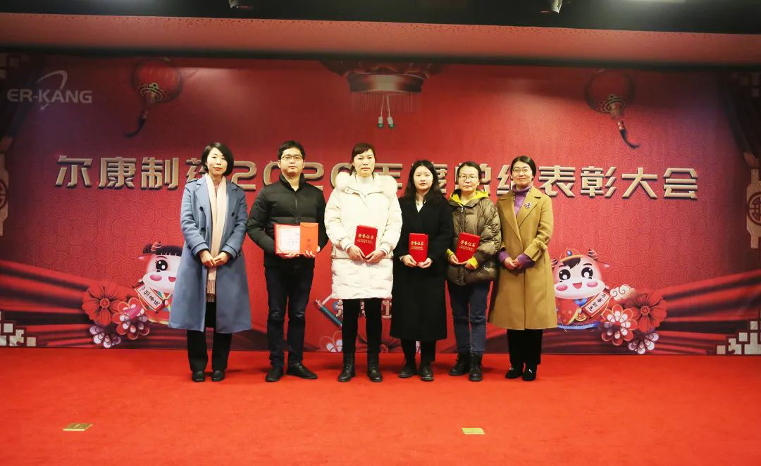 ȫѶ600cc��ײ�(�й�)���޹�˾����