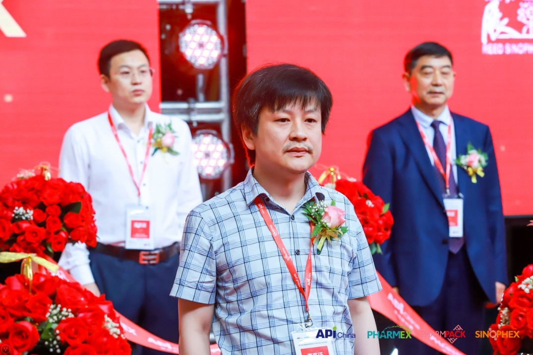 ȫѶ600cc��ײ�(�й�)���޹�˾����