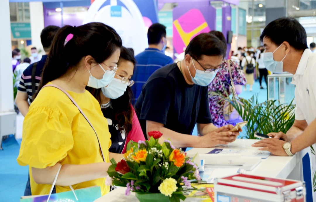 ȫѶ600cc��ײ�(�й�)���޹�˾����