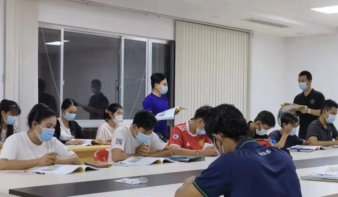 ȫѶ600cc��ײ�(�й�)���޹�˾����