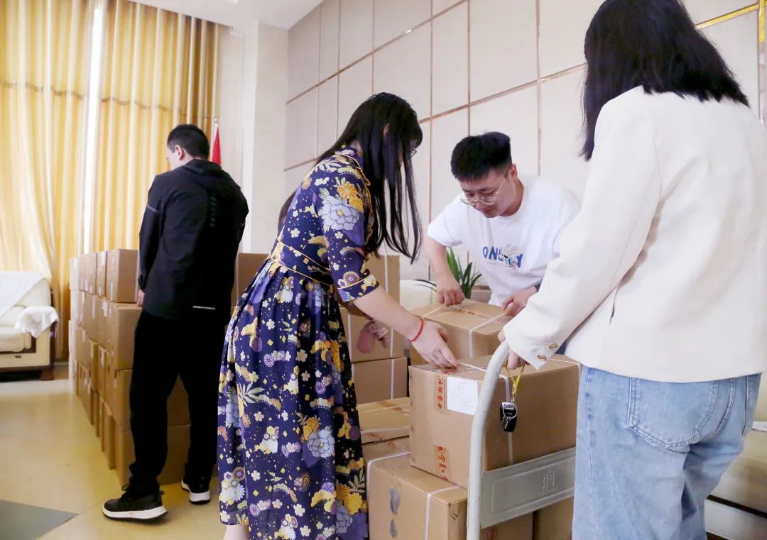 ȫѶ600cc��ײ�(�й�)���޹�˾����