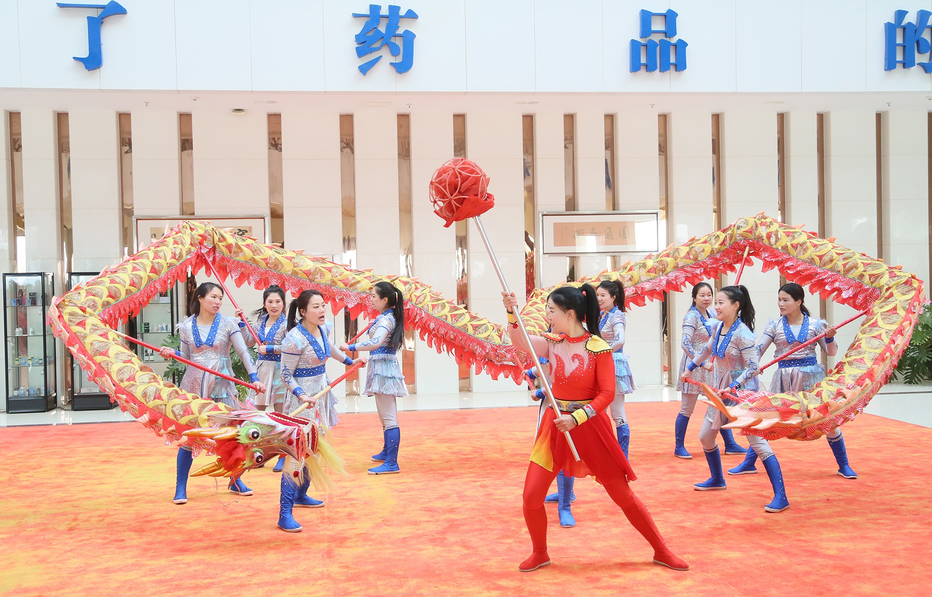 ȫѶ600cc��ײ�(�й�)���޹�˾����