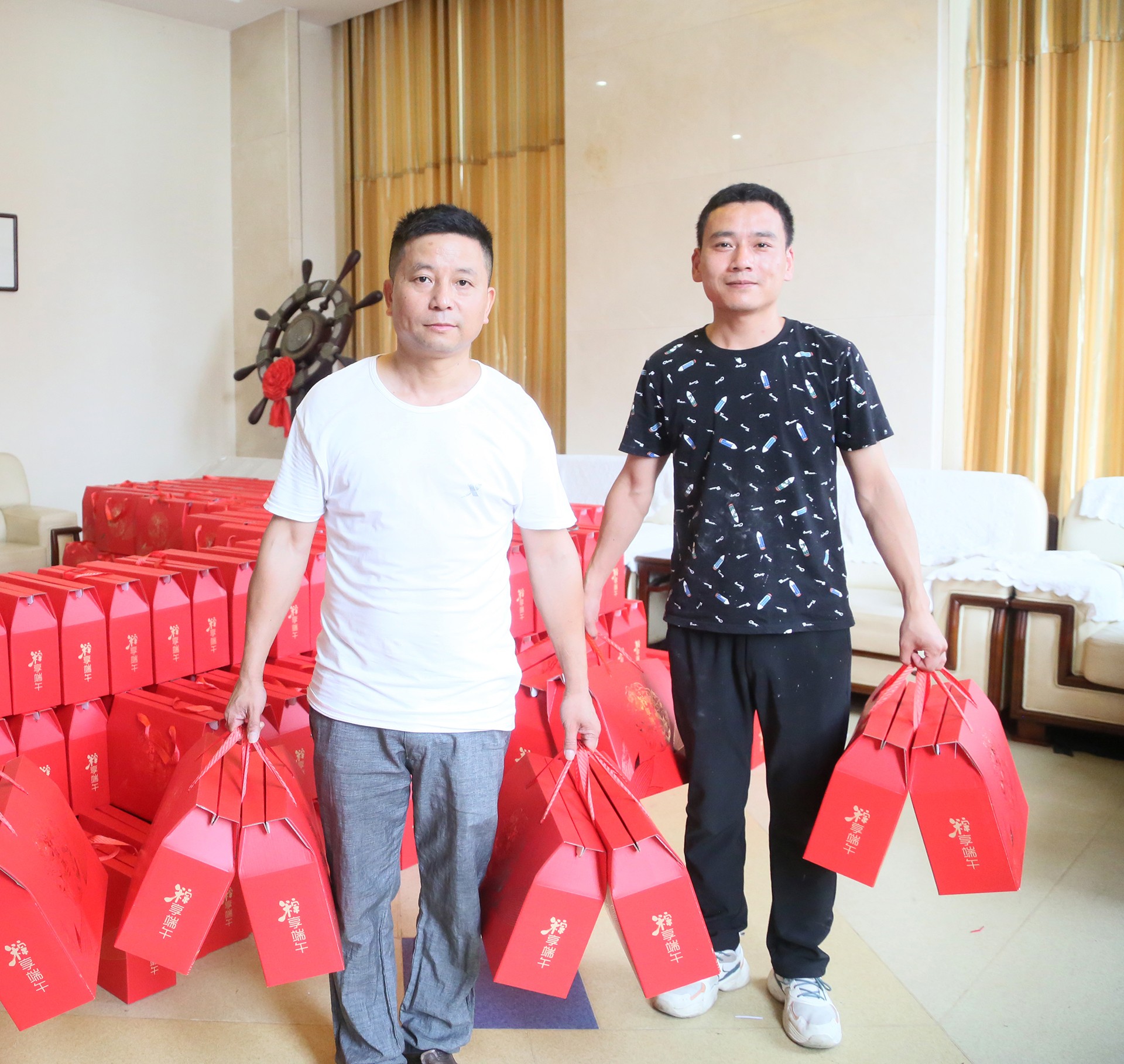 ȫѶ600cc��ײ�(�й�)���޹�˾����