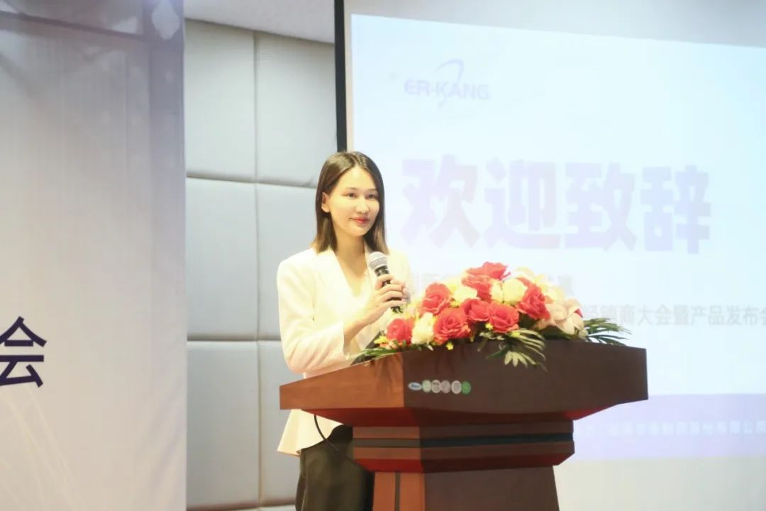 ȫѶ600cc��ײ�(�й�)���޹�˾����