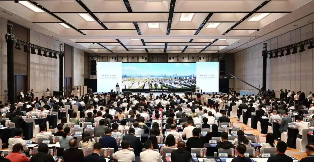 ȫѶ600cc��ײ�(�й�)���޹�˾����