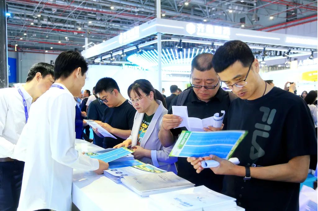 ȫѶ600cc��ײ�(�й�)���޹�˾����