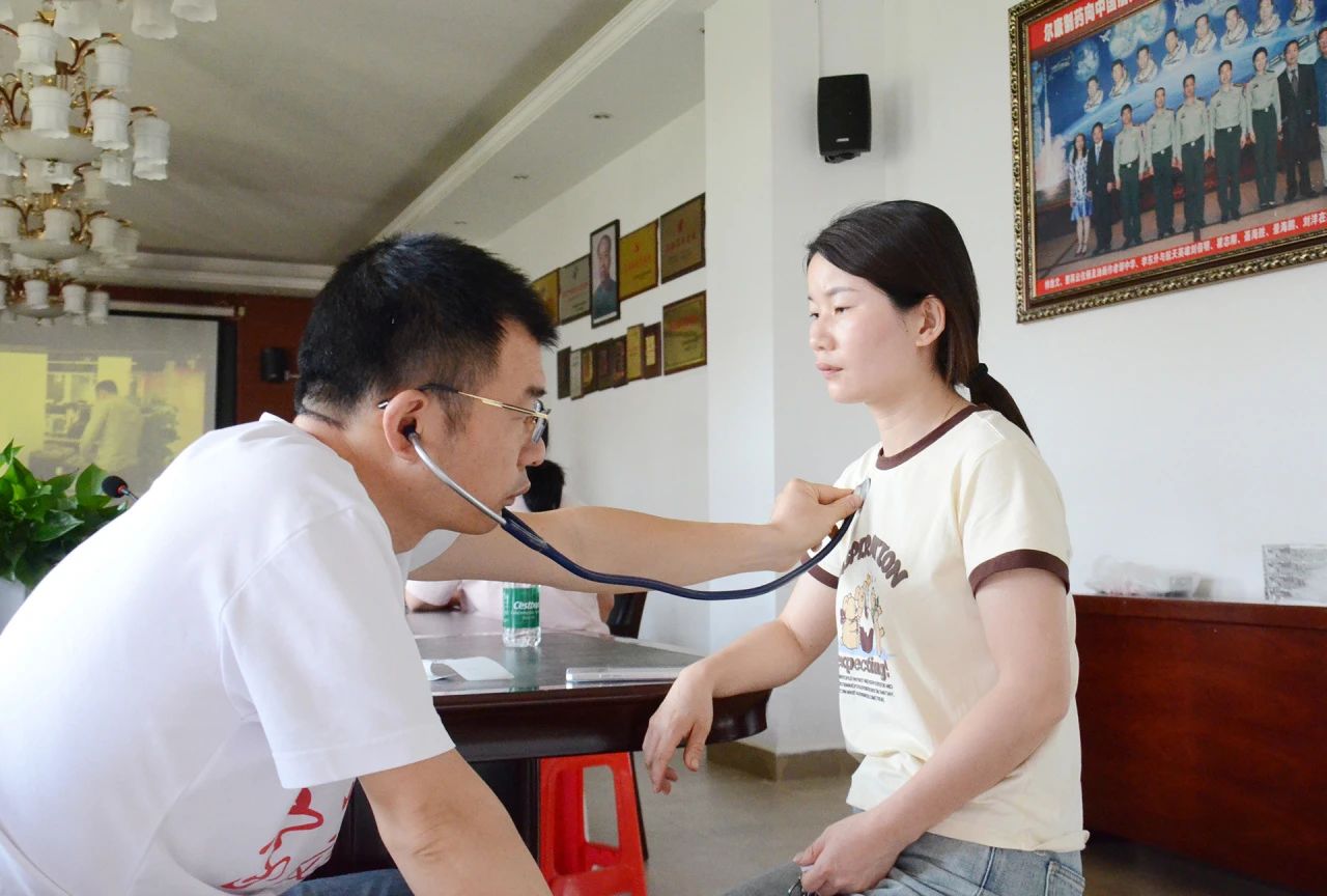 ȫѶ600cc��ײ�(�й�)���޹�˾����