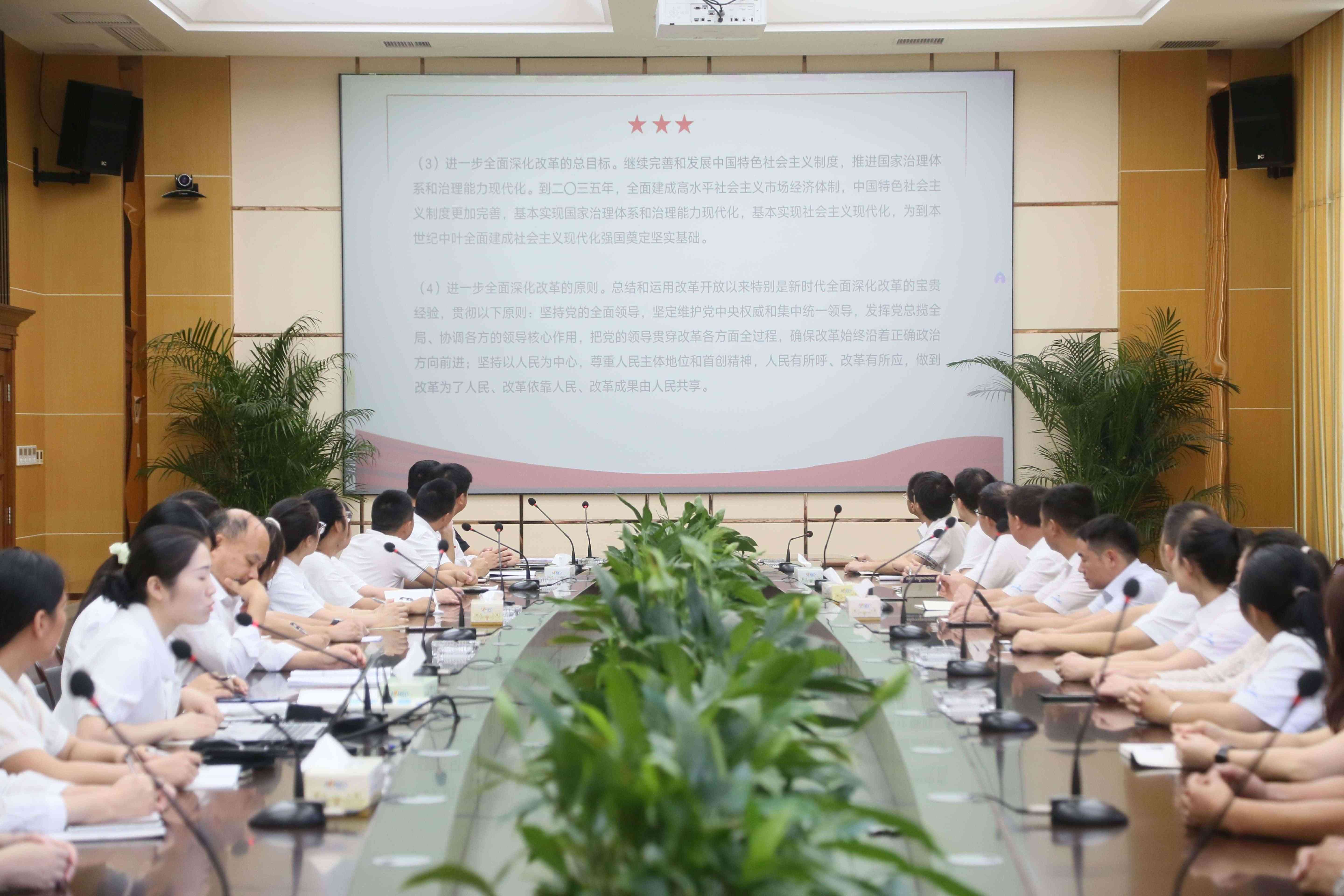 ȫѶ600cc��ײ�(�й�)���޹�˾����